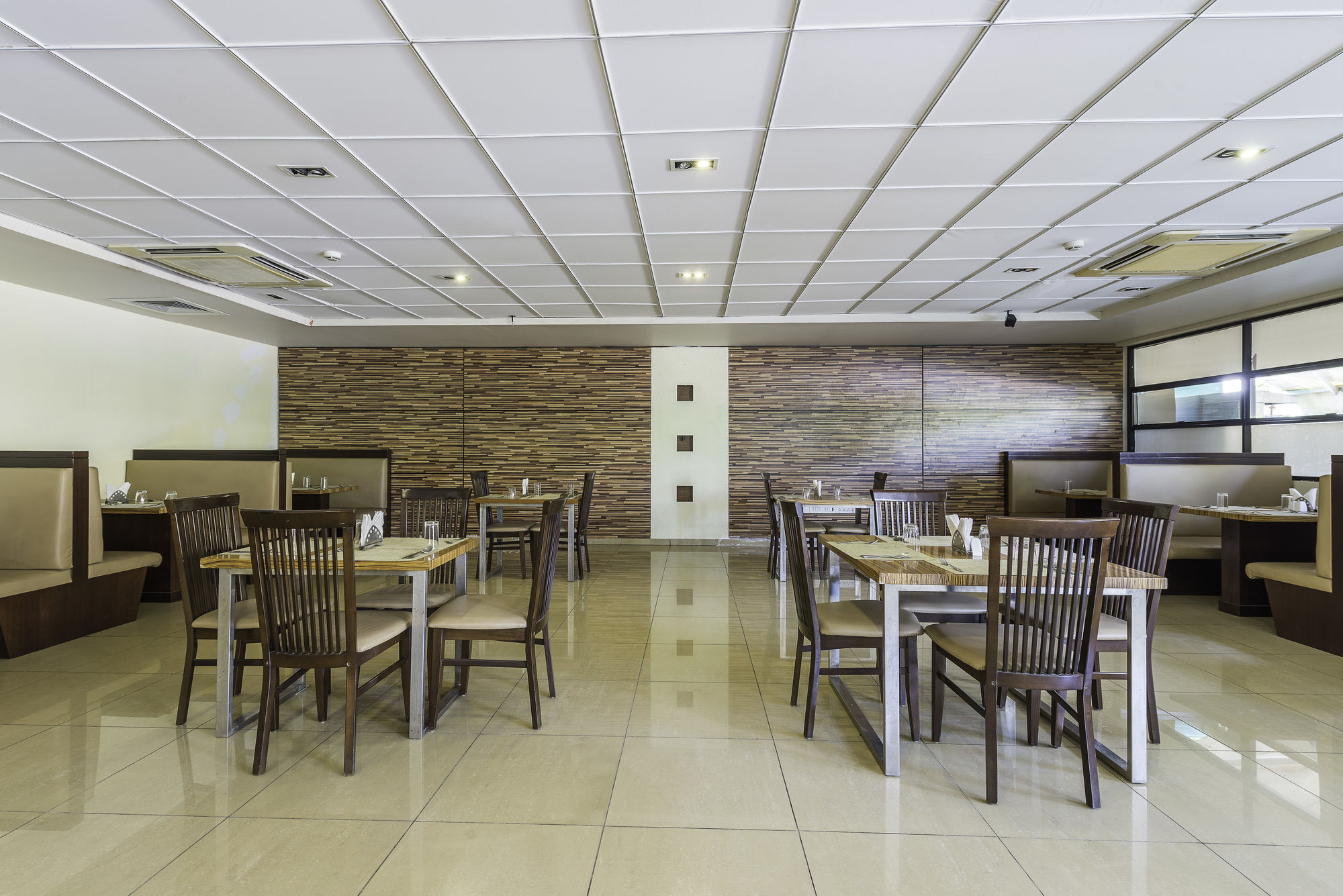 Treebo Trend Spektrum Suites Mysuru Zewnętrze zdjęcie