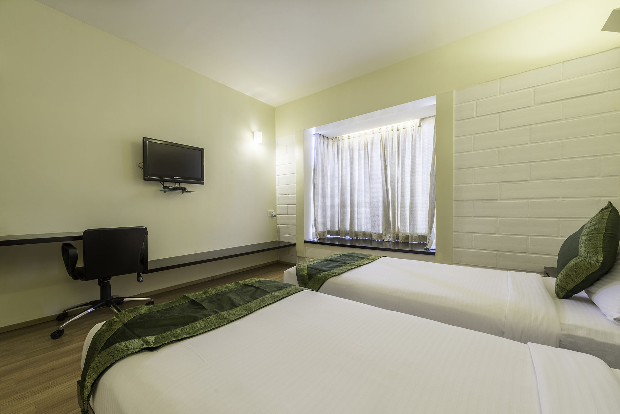 Treebo Trend Spektrum Suites Mysuru Zewnętrze zdjęcie
