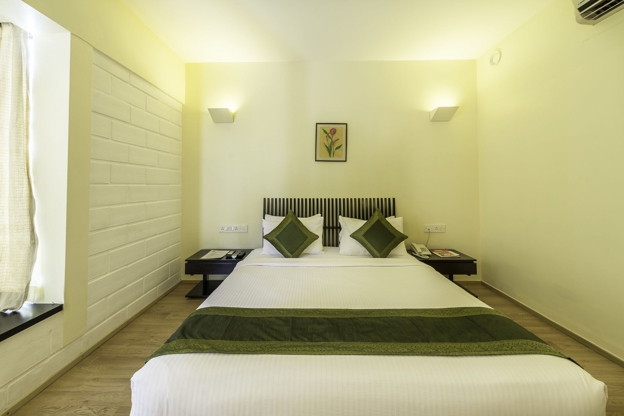 Treebo Trend Spektrum Suites Mysuru Zewnętrze zdjęcie