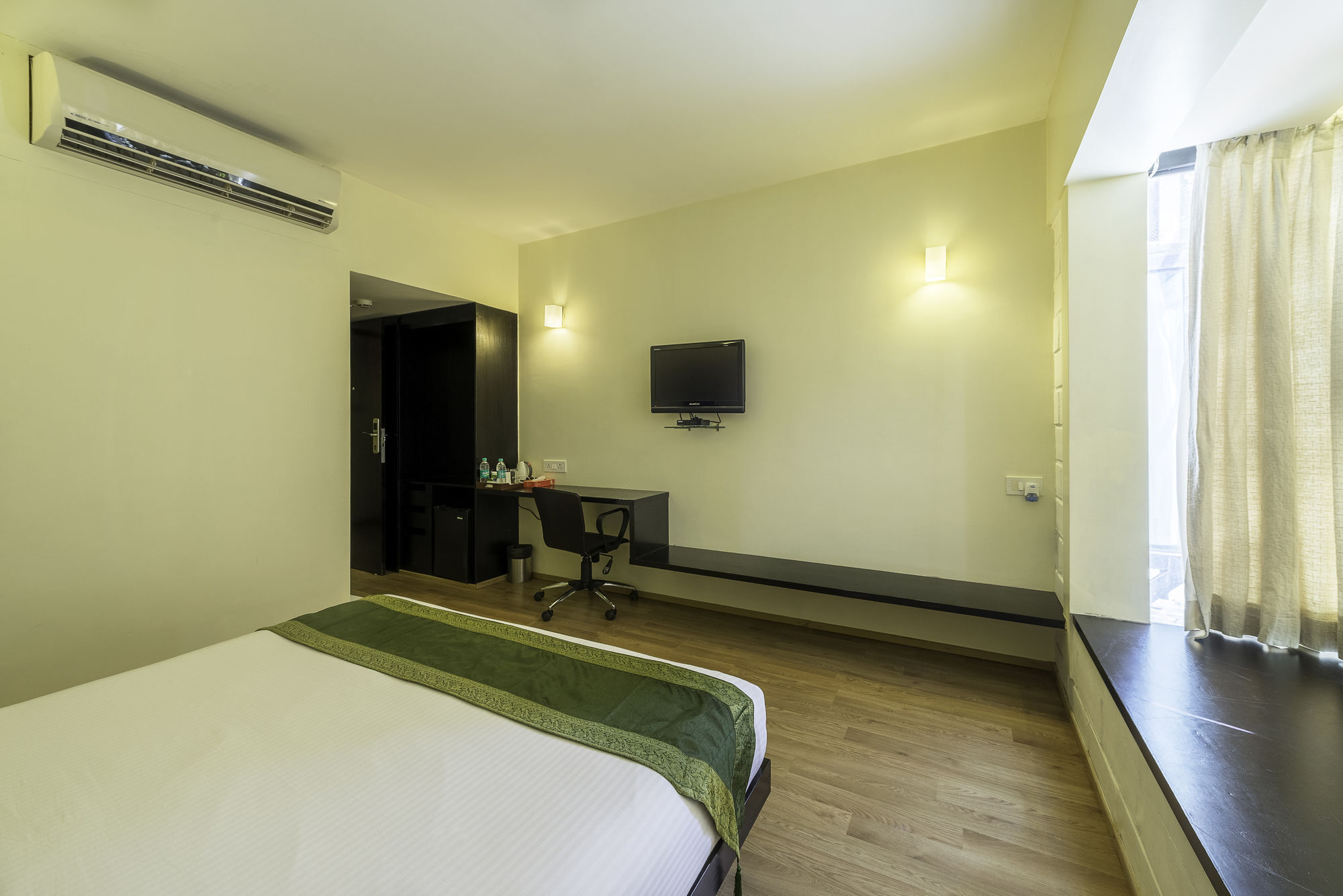 Treebo Trend Spektrum Suites Mysuru Zewnętrze zdjęcie