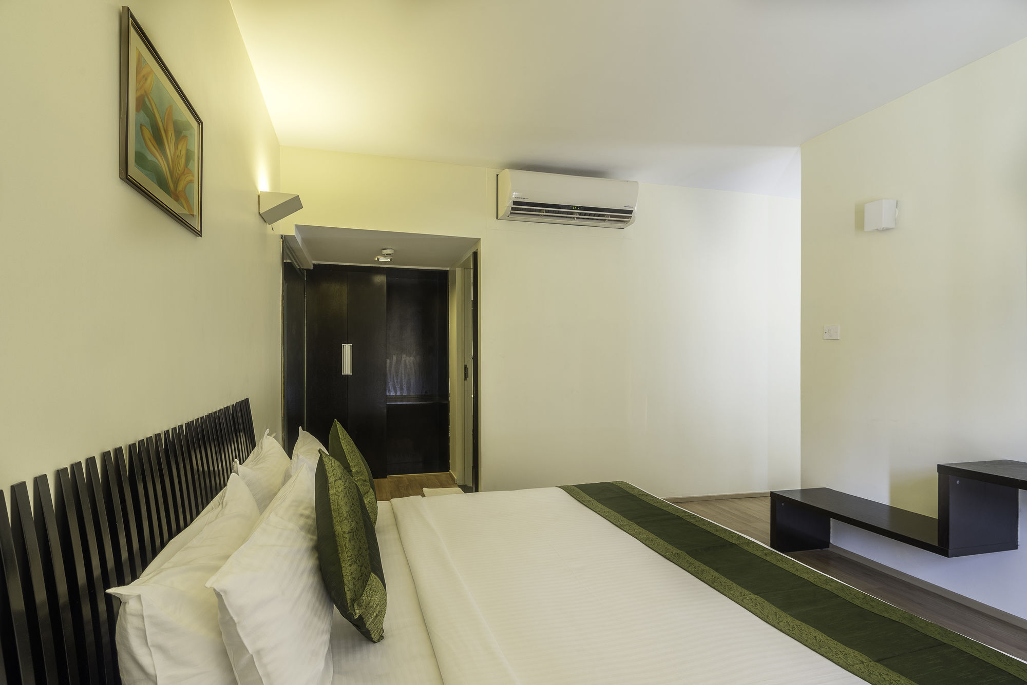 Treebo Trend Spektrum Suites Mysuru Zewnętrze zdjęcie