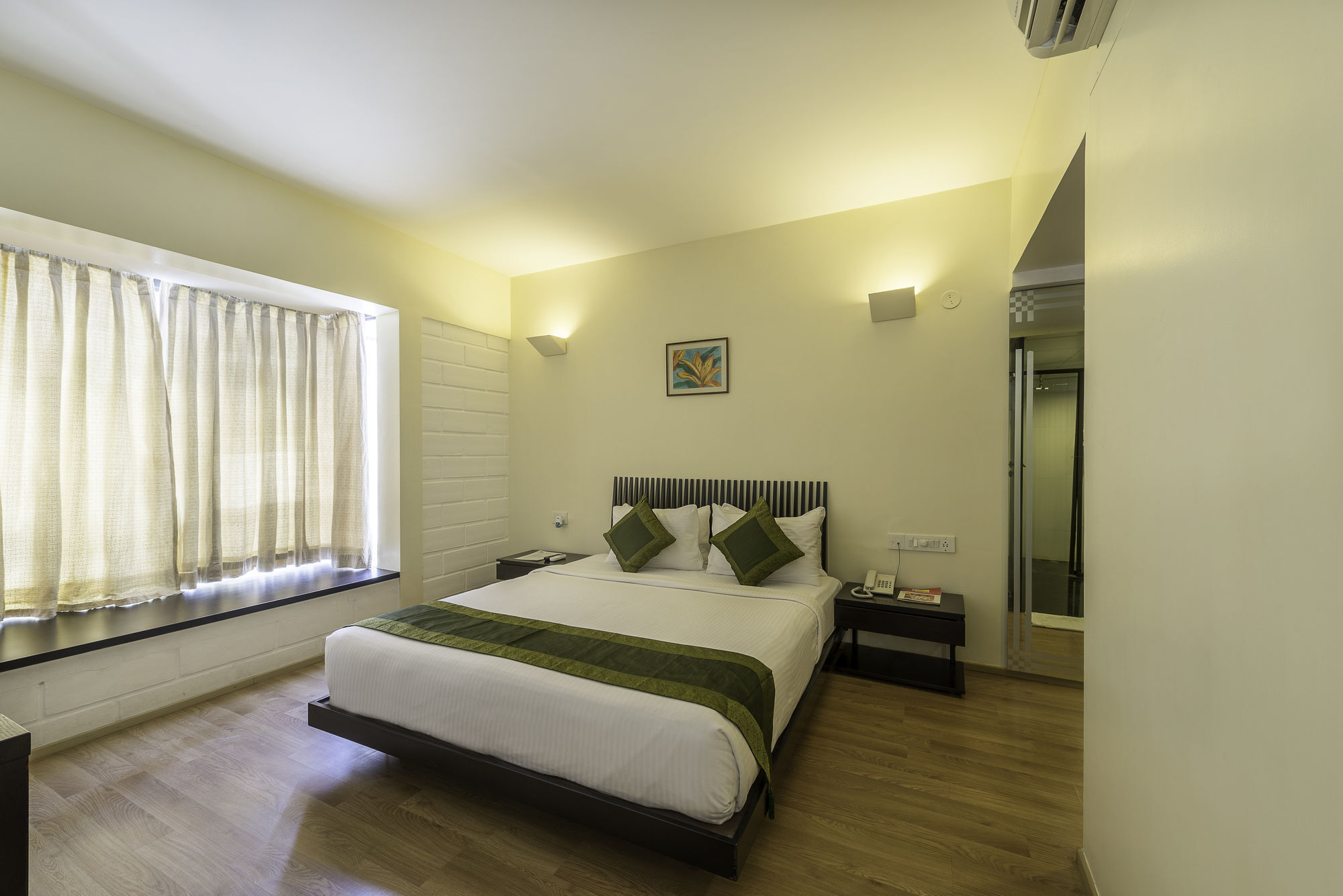 Treebo Trend Spektrum Suites Mysuru Zewnętrze zdjęcie