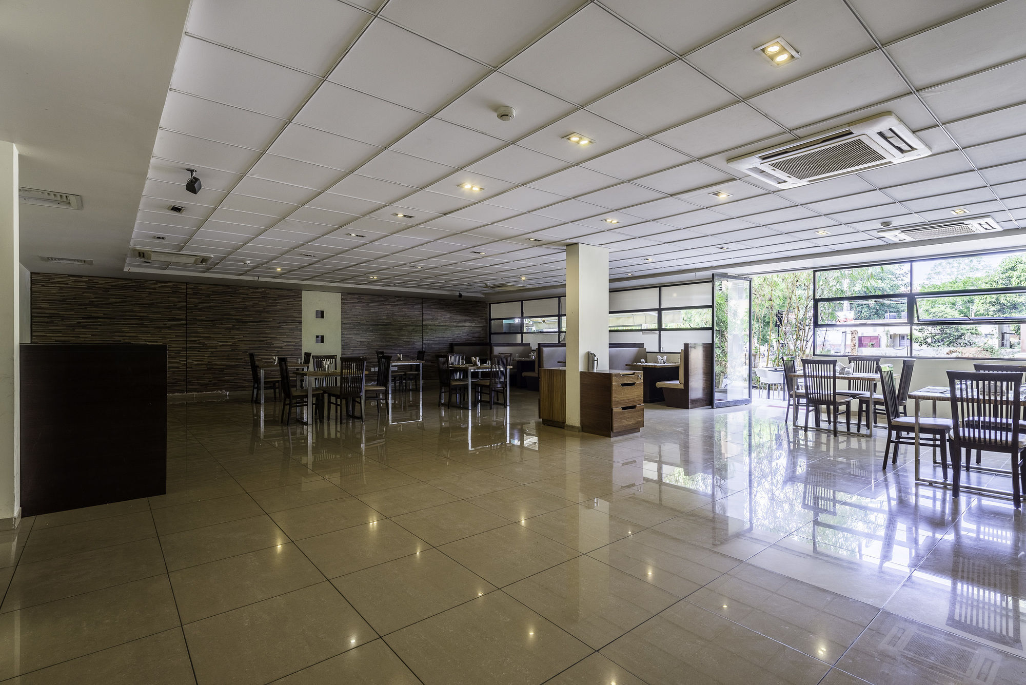 Treebo Trend Spektrum Suites Mysuru Zewnętrze zdjęcie